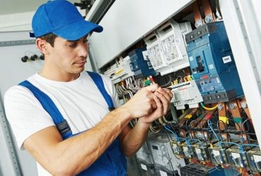 Bảo trì và lắp đặt hệ thống điện, nước trong gia đình